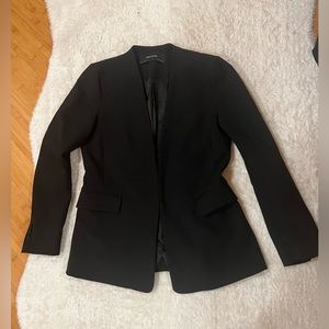 Zara stylish and comfortable blazer.